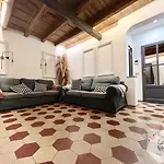 Bloomhouse Appartamento Di Charme Centro Storico